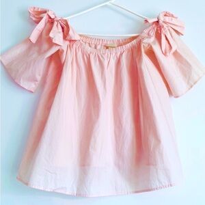 Gorgeous !!🎀Off The Shoulder Bow Top🌸🎀Sweet and beeezy,  100% Cotton🎀
